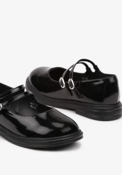 Czarne Półbuty na Płaskiej Podeszwie Ozdobione Sprzączkami i Paskami Erilin