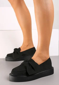 Czarne Półbuty na Platformie w Stylu Mokasynów Ozdobione Kokardą Irinetta