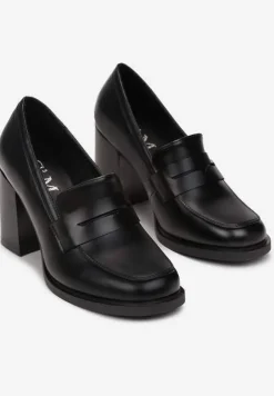 Czarne Półbuty na Słupku z Kwadratowym Noskiem Teiga