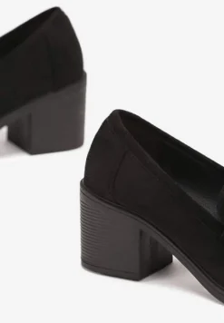 Czarne Półbuty na Słupku z Kwadratowym Noskiem Zeze