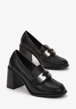 Czarne Półbuty na Słupku z Klamerką i Kwadratowym Noskiem Fenicva