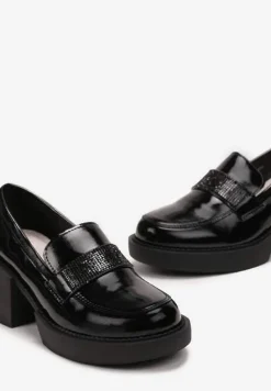 Czarne Półbuty na Słupku z Wkładką ze Skóry Naturalnej i Paskiem w Cyrkonie Ambazza