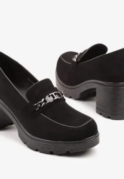 Czarne Półbuty na Słupku ze Skórzaną Wkładką Ozdobione Łańcuchem Tuella
