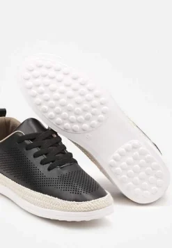 Czarne Półbuty pod Kostkę ze Sznurowaniami i Perforacją Tinamel