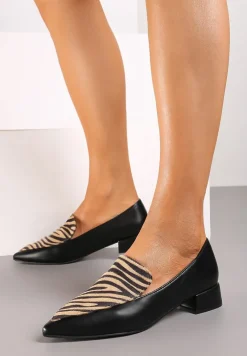 Czarne Półbuty Typu Loafersy ze Szpiczastym Noskiem na Niskim Słupku Tillea