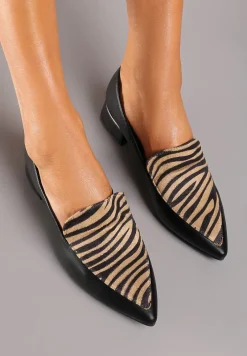 Czarne Półbuty Typu Loafersy ze Szpiczastym Noskiem na Niskim Słupku Tillea