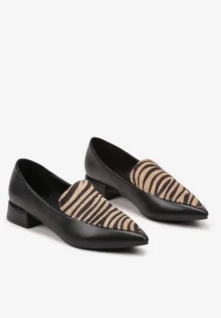 Czarne Półbuty Typu Loafersy ze Szpiczastym Noskiem na Niskim Słupku Tillea