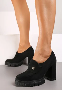 Czarne Półbuty Typu Mokasyny na Słupkowym Obcasie z Ozdobnym Detalem Cetira