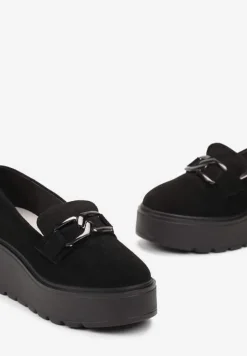 Czarne Półbuty z Łańcuchową Klamrą na Koturnie z Platformą ze Skórzaną Wkładką Hirvva