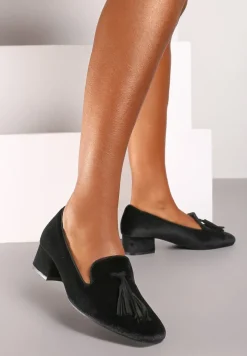 Czarne Półbuty z Welurową Cholewką na Obcasie i Ozdobnymi Frędzlami Felirina