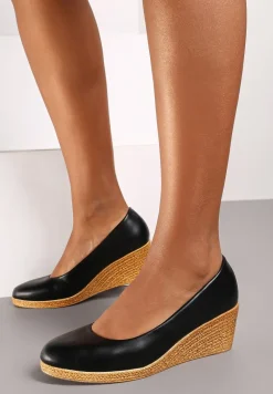 Czarne Półbuty ze Skórzaną Wkładką na Koturnie Ozdobionym Plecionką Terionnas