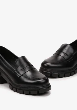 Czarne Półbuty ze Skórzaną Wyściółką na Słupku z Okrągłym Noskiem Uraslline