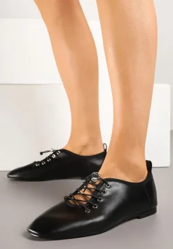 Czarne Półbuty ze Sznurowaniem ze Stoperem Julirine