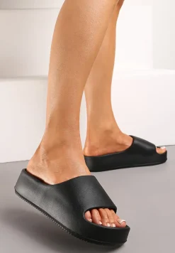 Czarne Piankowe Klapki z Platformą i Szerokim Paskiem Amarantia
