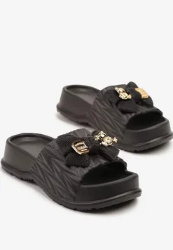 Czarne Piankowe Klapki Zdobione Aplikacją z Kokardą i Tłoczeniem Nanarosa