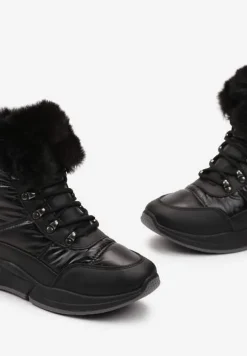 Czarne Pikowane Botki z Futerkiem i Błyszczącym Wykończeniem Vorellia