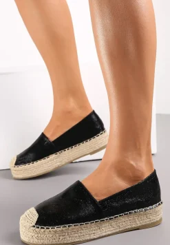 Czarne Plecione Espadryle na Grubej Podeszwie z Lakierowaną Cholewką Noem