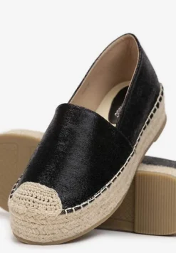Czarne Plecione Espadryle na Grubej Podeszwie z Lakierowaną Cholewką Noem
