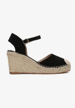 Czarne Sandały Assaciane
