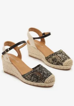 Czarne Sandały Boho z Ażurową Cholewką na Plecionym Koturnie Tenavinea