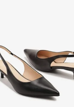 Czarne Sandały na Kaczuszce ze Szpiczastym Noskiem Slingback Farinea