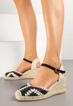 Czarne Sandały na Koturnie Ozdobione Plecionką Mleffia