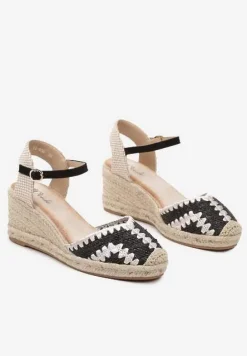 Czarne Sandały na Koturnie Ozdobione Plecionką Mleffia