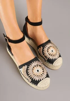 Czarne Sandały na Platformie Ozdobione Plecionką Meraliria