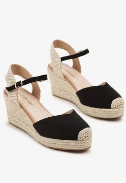 Czarne Sandały na Plecionym Koturnie Odivale