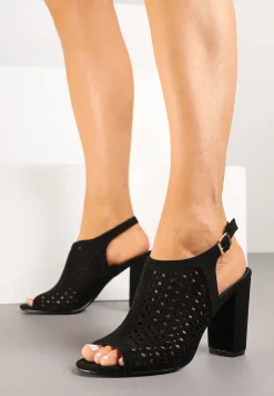 Czarne Sandały na Słupku z Ażurową Cholewką i Skórzaną Wkładką Linalira