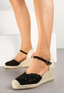 Czarne Sandały o Fasonie Ażurowych Espadryli na Plecionym Koturnie Firabia