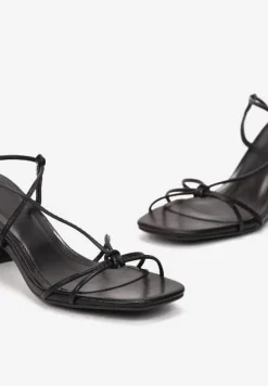 Czarne Sandały Rhodike