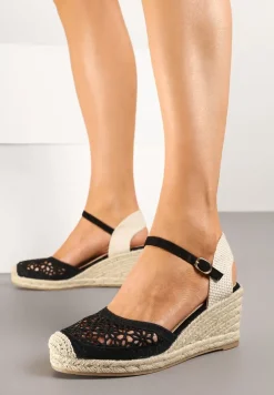Czarne Sandały Typu Espadryle z Ażurową Cholewką i Plecionym Koturnem Nusithena