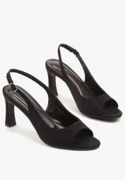 Czarne Sandały Vices na Szpilce Ozdobione Paskiem Nitelinia