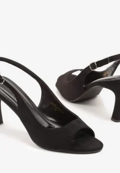Czarne Sandały Vices na Szpilce Ozdobione Paskiem Nitelinia