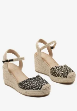 Czarne Sandały w Stylu Espadryli z Plecionym Noskiem i Koturnem Sargia