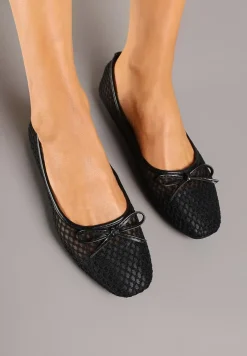 Czarne Siateczkowe Balerinki z Ozdobną Kokardką Nairisola