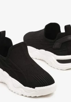 Czarne Siateczkowe Buty Sportowe Sneakersy Wsuwane Zdobione Tłoczeniami Nusadela