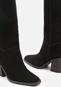 Czarne Skórzane Kozaki na Słupku Realinae