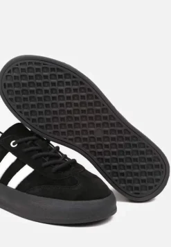 Czarne Sneakersy Klasyczne Tenisówki ze Skóry Naturalnej Alotia