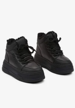 Czarne Sneakersy na Grubej Podeszwie Mocno Ocieplane Futrem Leavinael