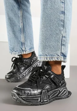 Czarne Sneakersy na Platformie z Ozdobnym Tłoczeniem Lurine