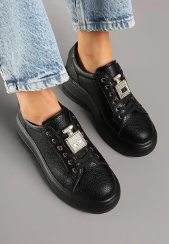 Czarne Sneakersy na Platformie ze Skóry Naturalnej z Metaliczną Aplikacją Falandria