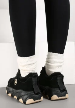 Czarne Sneakersy na Platformie z Metaliczną Ozdobą i Geometrycznym Motywem Delasiel