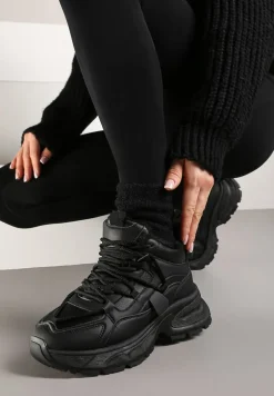 Czarne Sneakersy na Tłoczonej Podeszwie Ocieplone Futerkiem Miaola