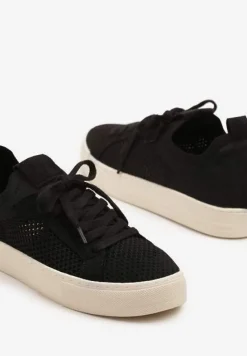 Czarne Sneakersy Ozdobione Siateczką Varlio