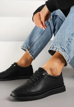 Czarne Sneakersy Skórzane z Perforacją i Ozdobą Neorielina