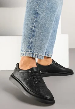Czarne Sneakersy Skórzane z Perforacją i Ozdobą Neorielina