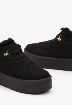 Czarne Sneakersy Stylizowane na Śniegowce Ozdobione Futerkiem Maviena