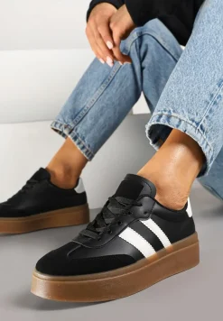 Czarne Sneakersy Tenisówki Ozdobione Paskami Sovresia